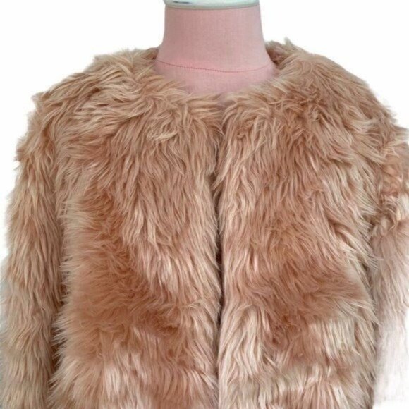 Chelsea28 Faux Fur Jacket in Pink Size Medium NWT - Picture 7 of 13
